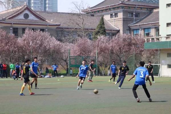 山东师范大学留学项目足球赛